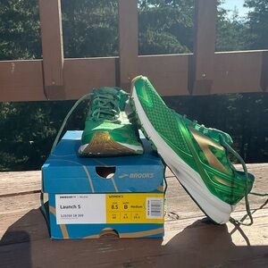 Women’s Brooks Launch 5 Lucky Green Gold Shoes